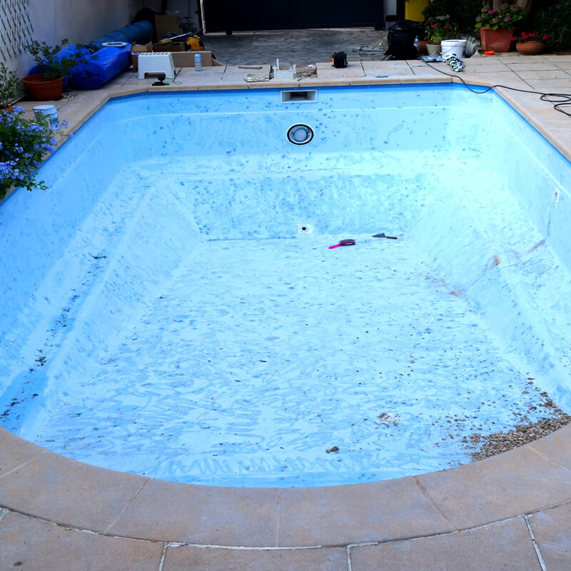 piscina prefabricada reparada con osmosis