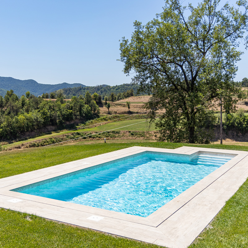 piscina rectangular en Badajoz