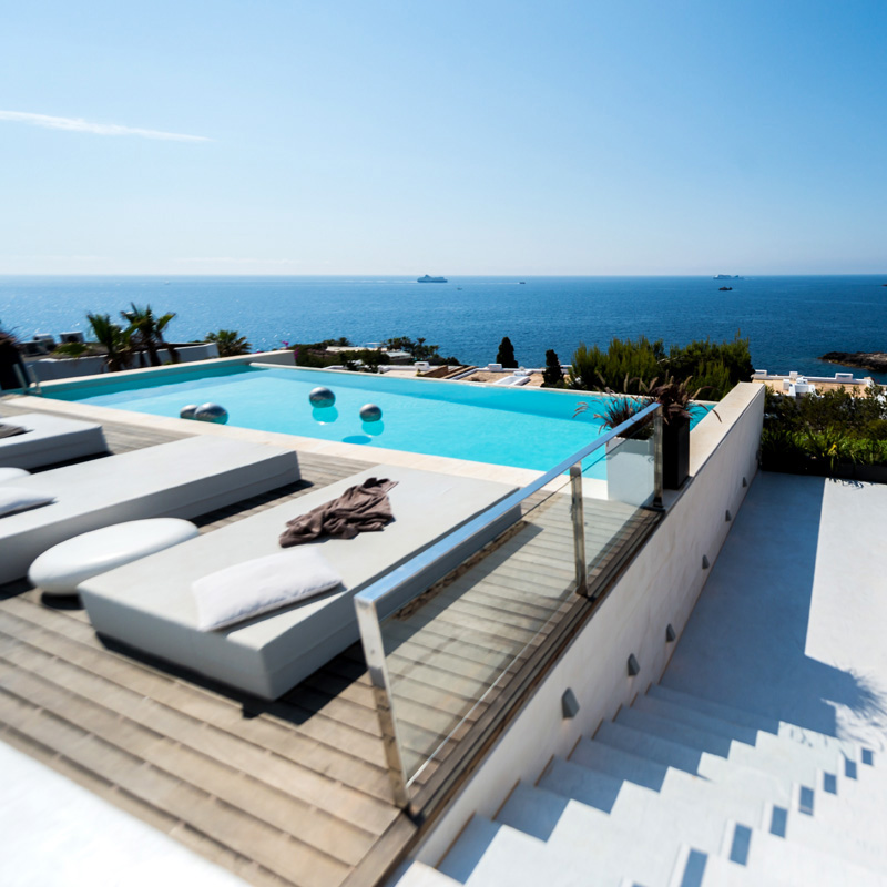piscina infinita en terraza