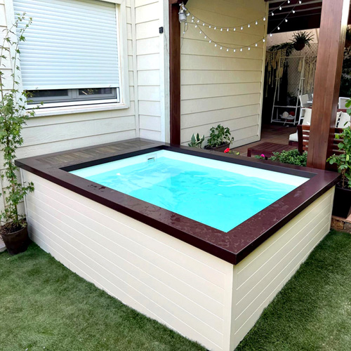 pequeña piscina prefabricada elevada autoportante de aluminio para terraza