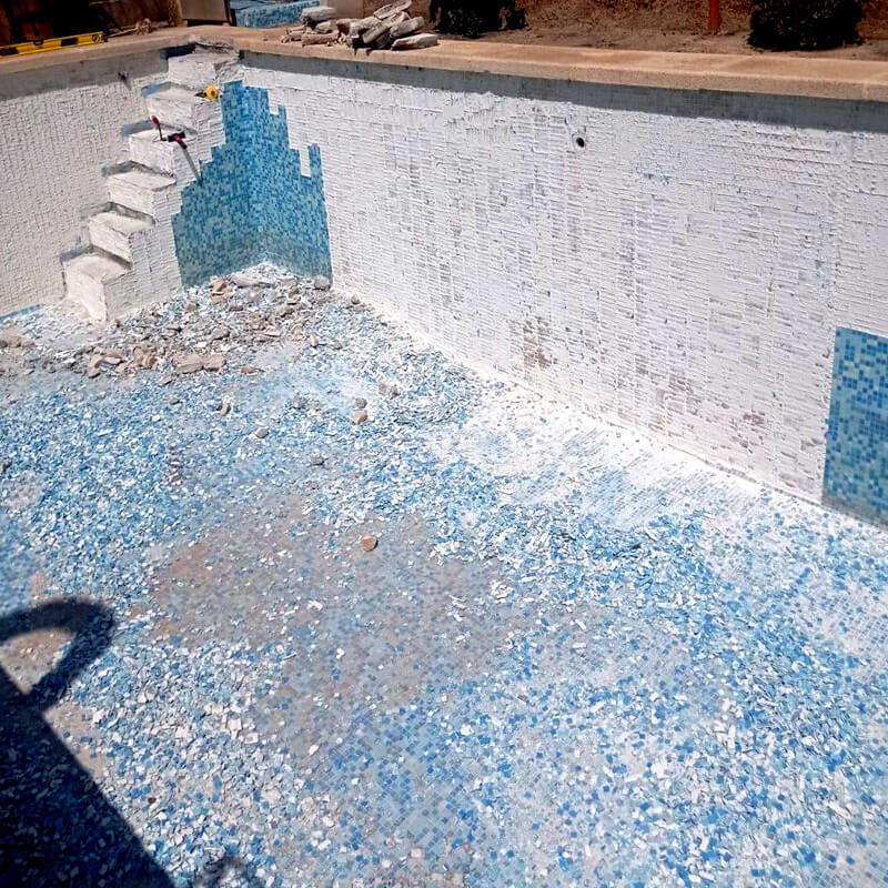reforma piscina de obra con gresite en Almería