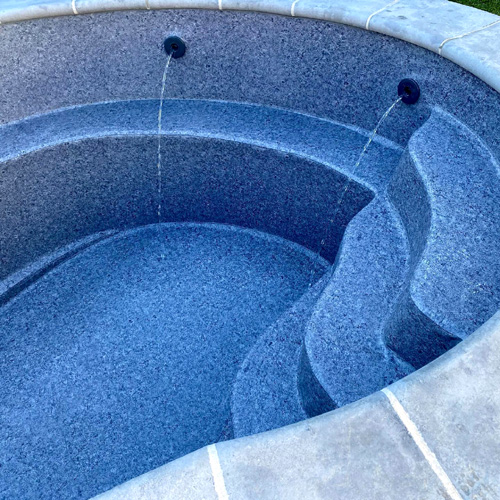 piscina de fibra de riñon con liner piscina sin agua
