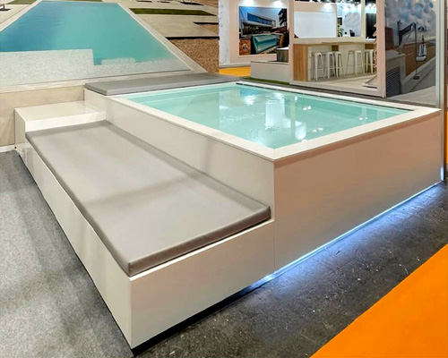 piscina prefabricada autoportante de polipropileno con luz led