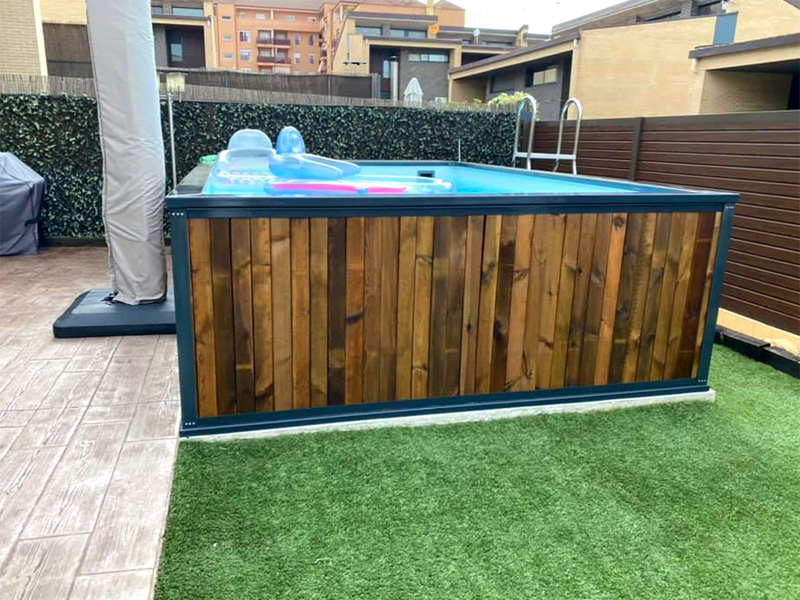 terraza con piscina prefabricada elevada de madera autoportante fija