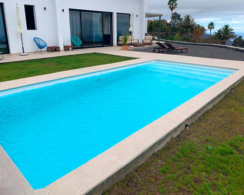 piscina prefabricada de 8 metros de poliester y fibra Nassau80