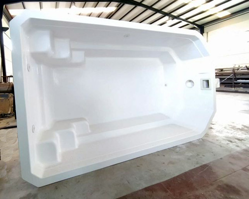vaso piscina elevada prefabricada poliester Rocio color blanco con resina