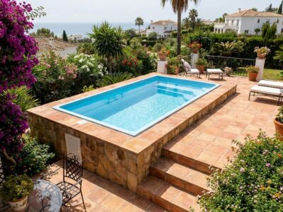 Piscina elevada 4x2 Candela color azul en Marbella