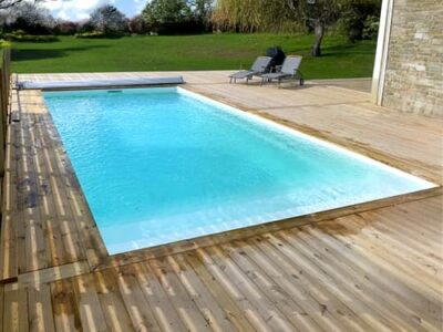 Piscina poliester prefabricada Marlene79 para jardin grande