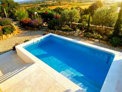 Piscina elevada 4x2 de poliester Luna40