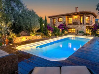 Piscina rectangular inclinada 9x3 Sicilia95 de noche