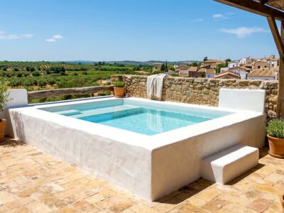 Piscina elevada poliester Naomi para patio pequeño