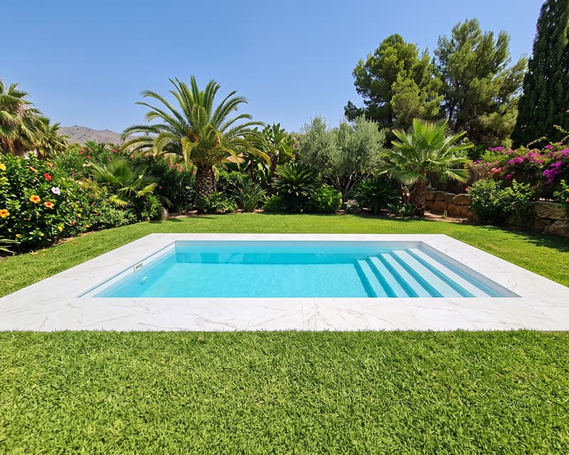 Piscina fibra moderna Corfu
